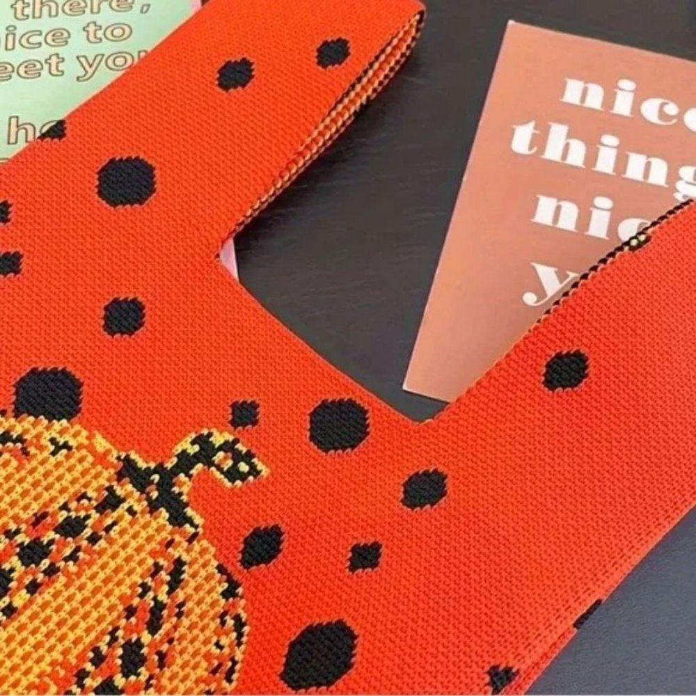 Knitted Pumpkin Woven Handbag Orange Red - Picture 3 of 4